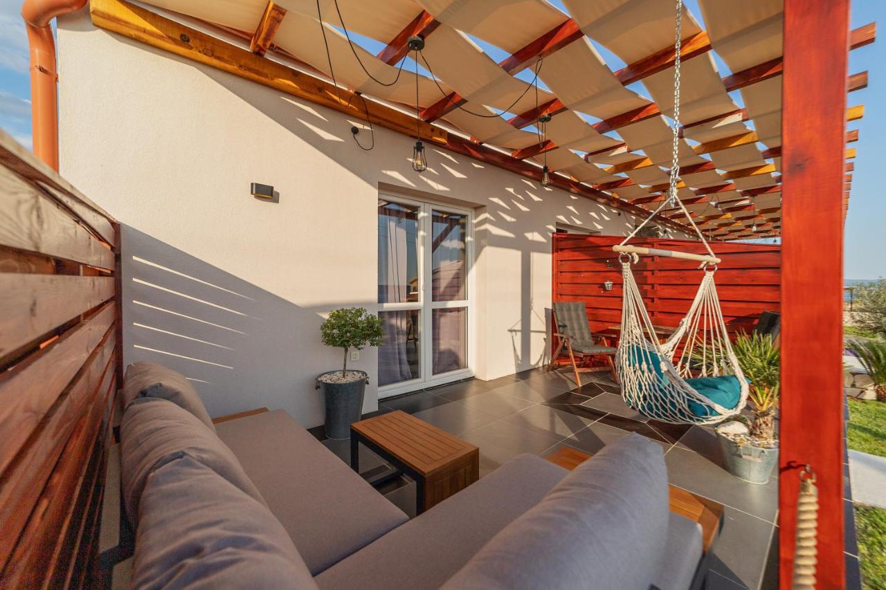 Apartment Amareta Maslenica Bagian luar foto