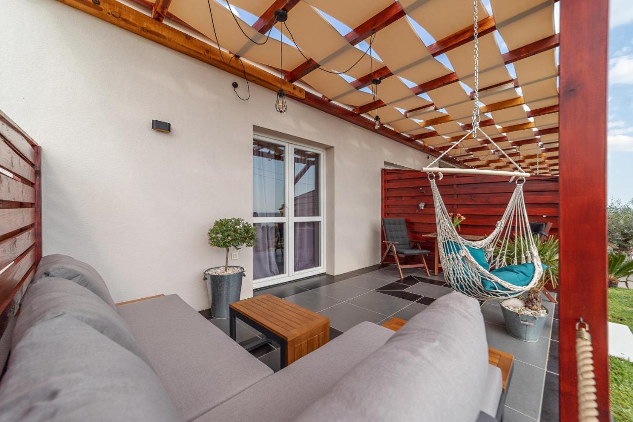 Apartment Amareta Maslenica Bagian luar foto