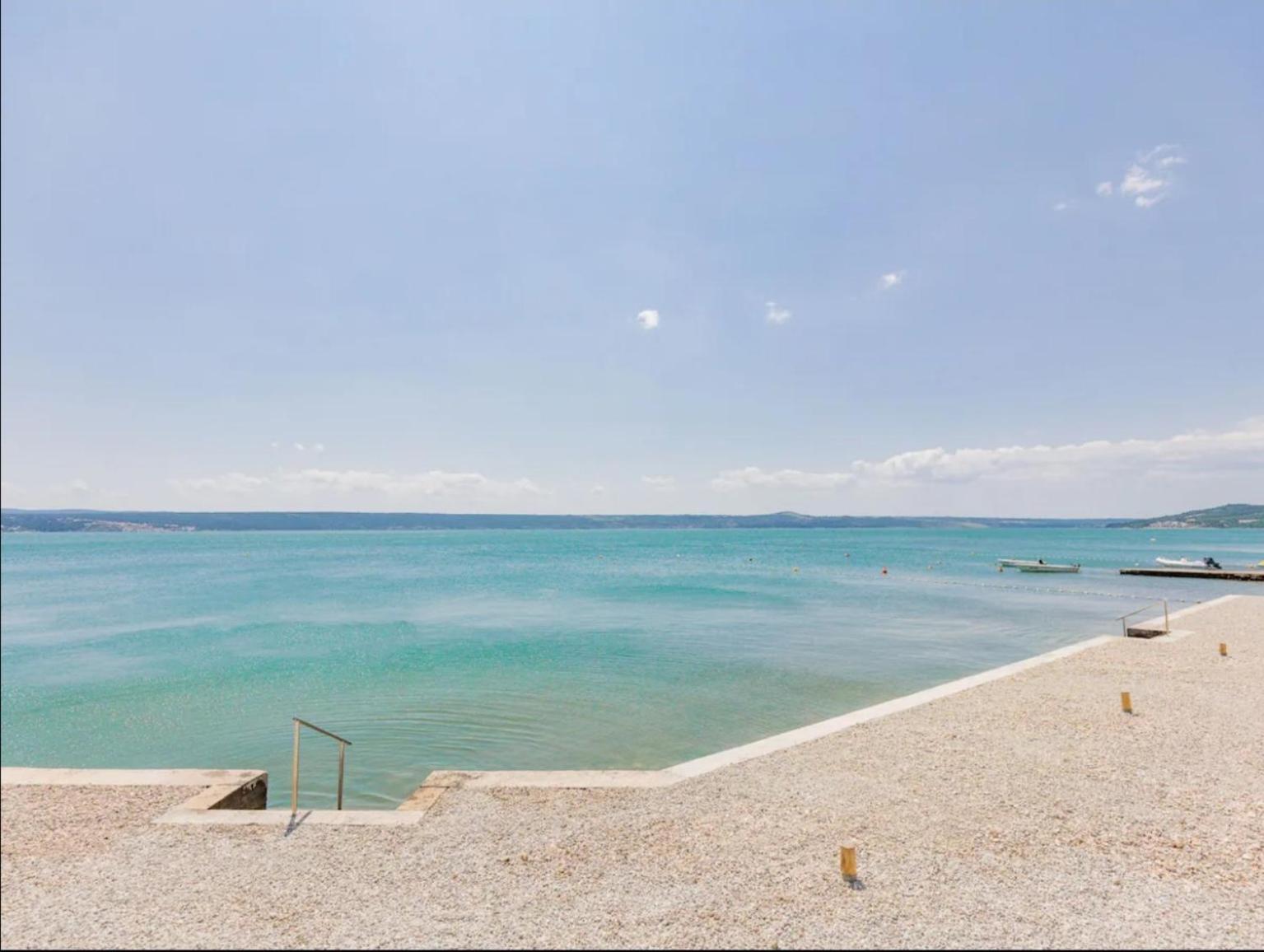 Apartment Amareta Maslenica Bagian luar foto